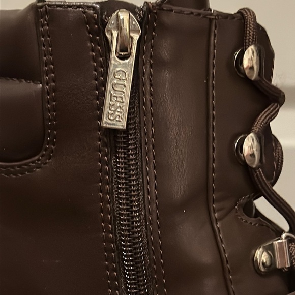 🪧 Stunning, Guess Platform Combat Ankle Booties, EUC - Picture 10 of 16